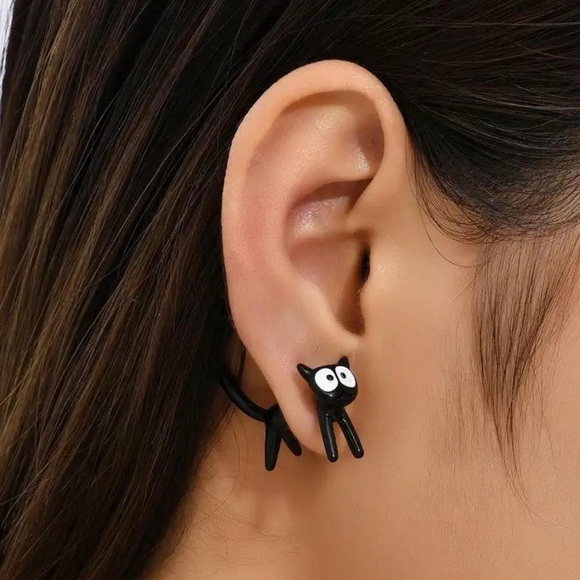 Black Cat Earrings Halloween Spooky Animal Lovers Jewelry Punk Goth Brand New - Picture 1 of 7